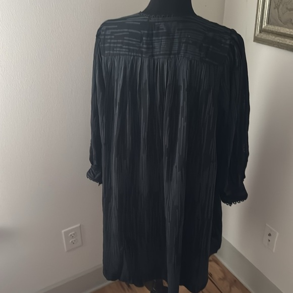 Ann Taylor Dobby shirred shift V neck Boho 3/4 sleeves eyelet trim dress Sz 4 - Picture 8 of 8